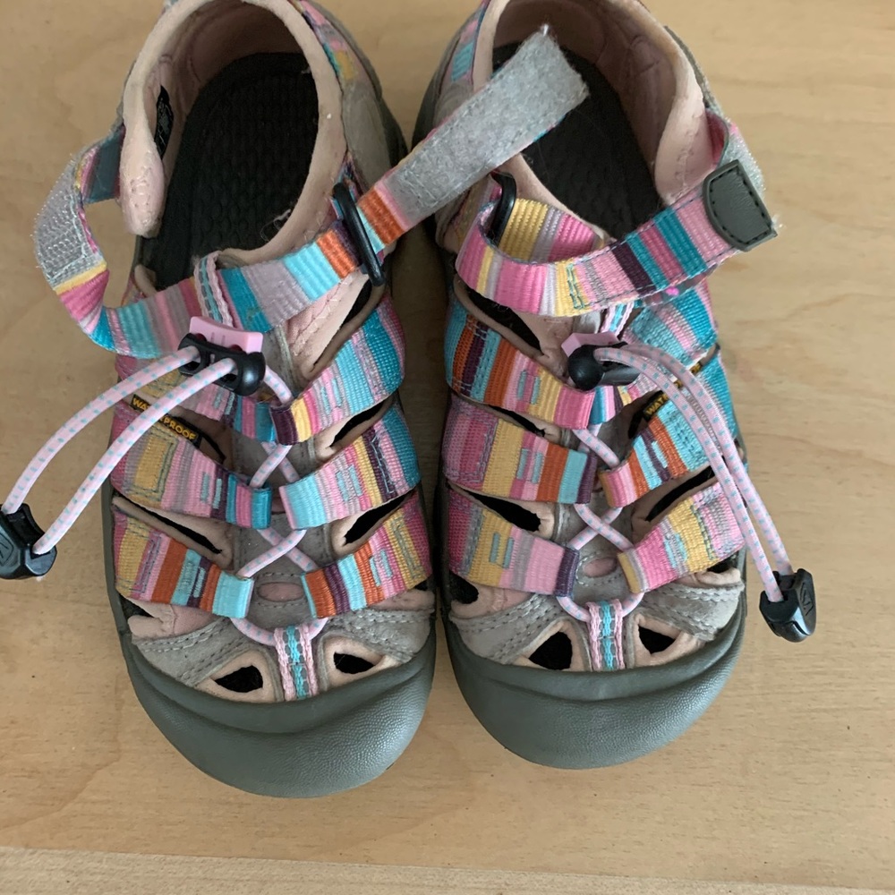 girls keen sandals